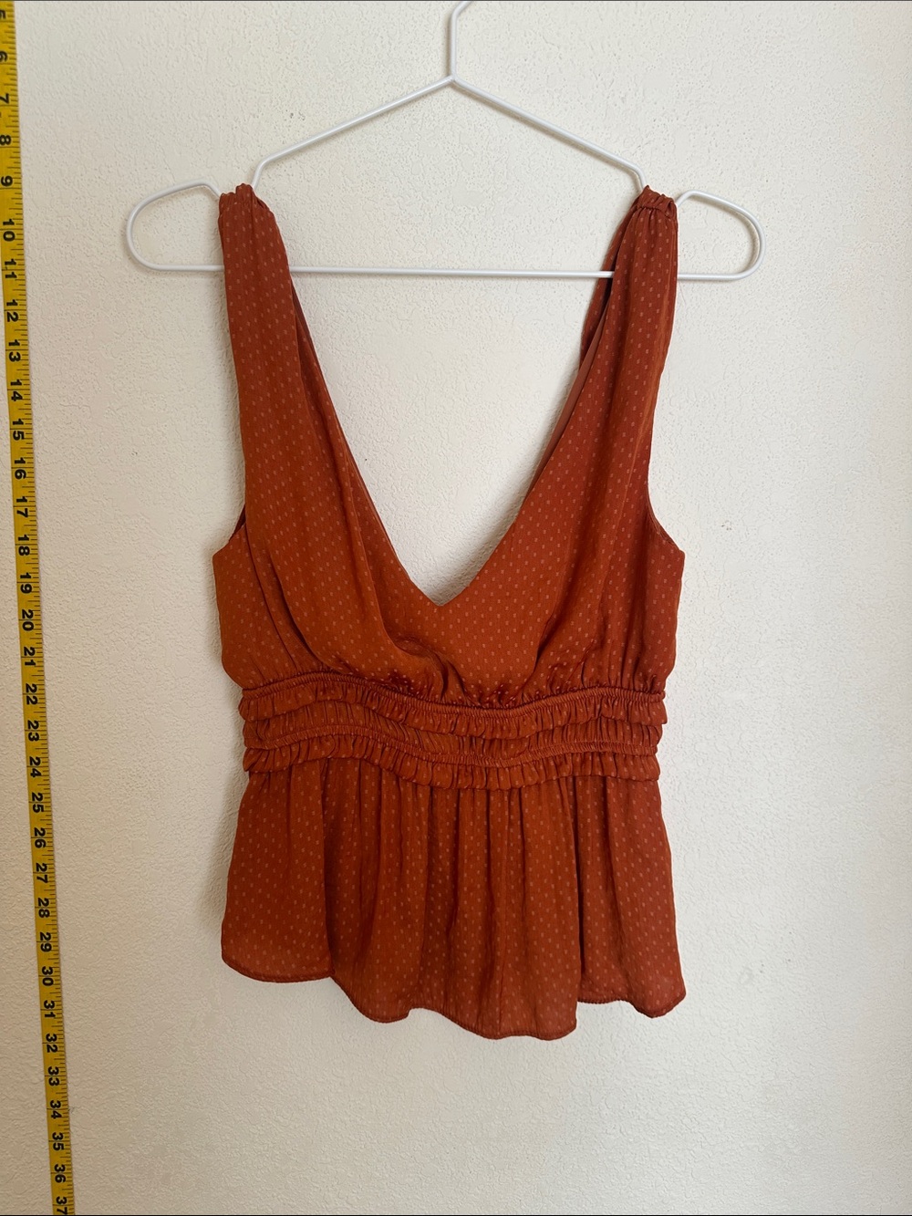 Storia Rust Orange Sleeveless V-Neck Peplum Camisole